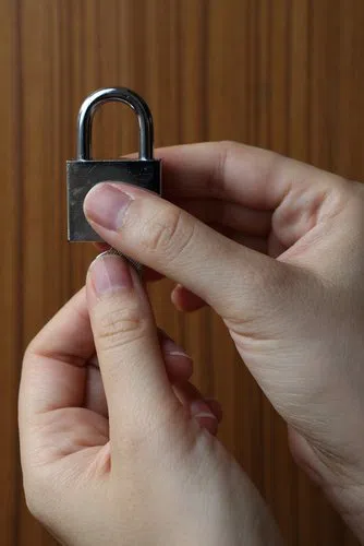 East Windsor CT Locksmith Store East Windsor, CT 860-356-0290 - residential-lockouts